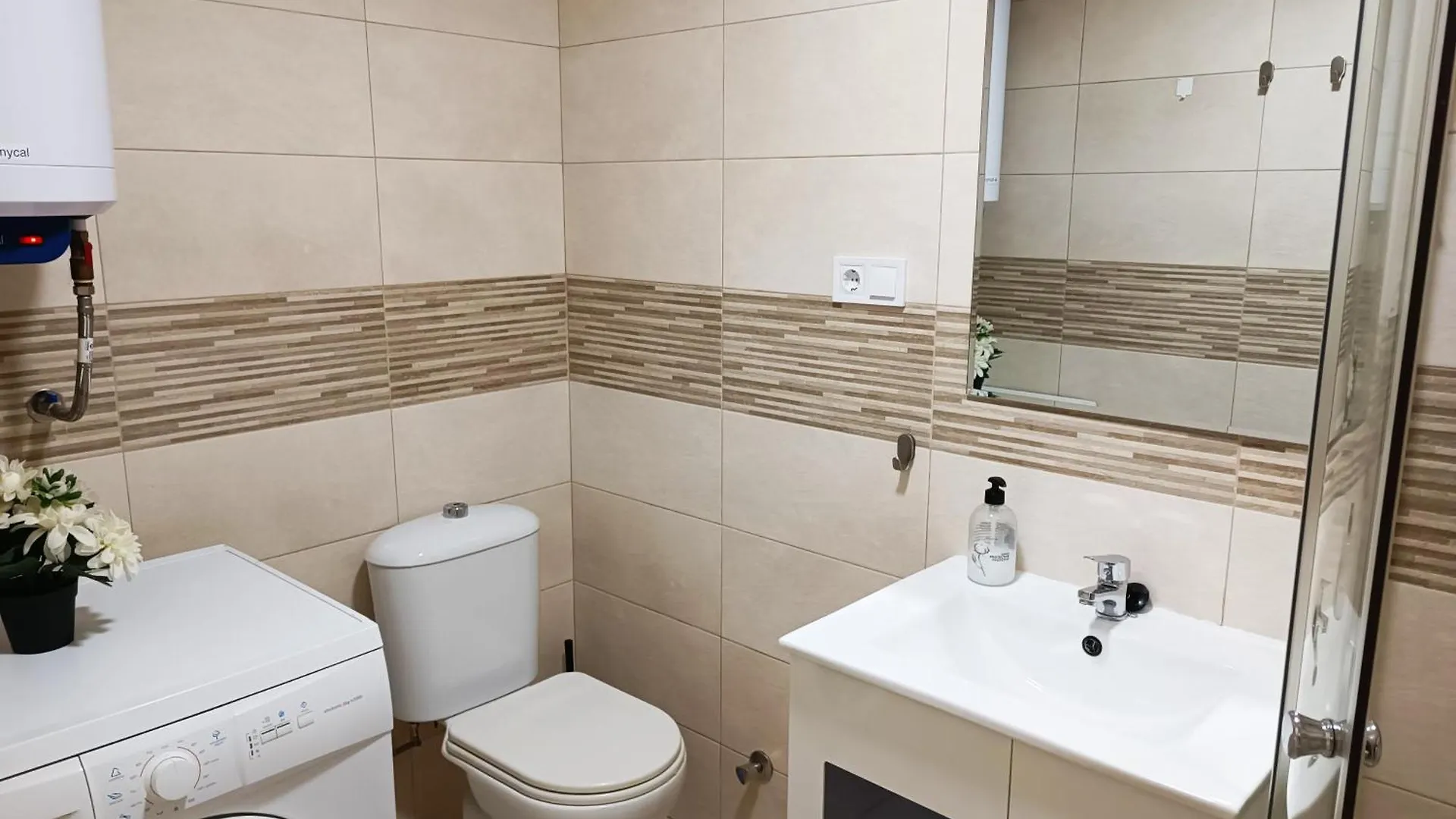 Ver855 - Playa Y Centrico, Wifi, Fire Stick, Vistas Al Mar Διαμέρισμα Τορρεμολίνος 0*,  Ισπανία